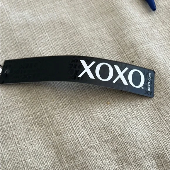 XOXO Gray and Gold Key & Card Holder -025 - Picture 4 of 4